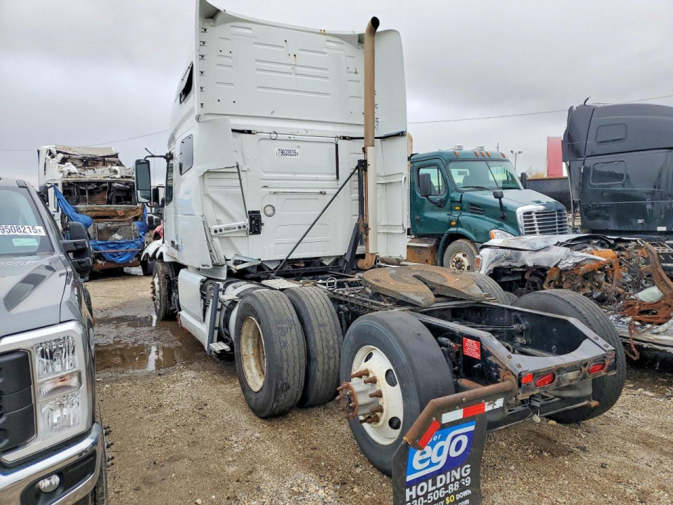Volvo VNL SEMI TRUCK 2019 — Copart