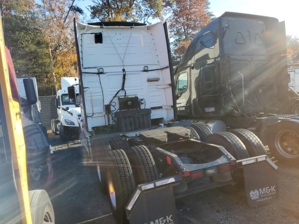 Volvo VNL SEMI TRUCK 2020 — Copart