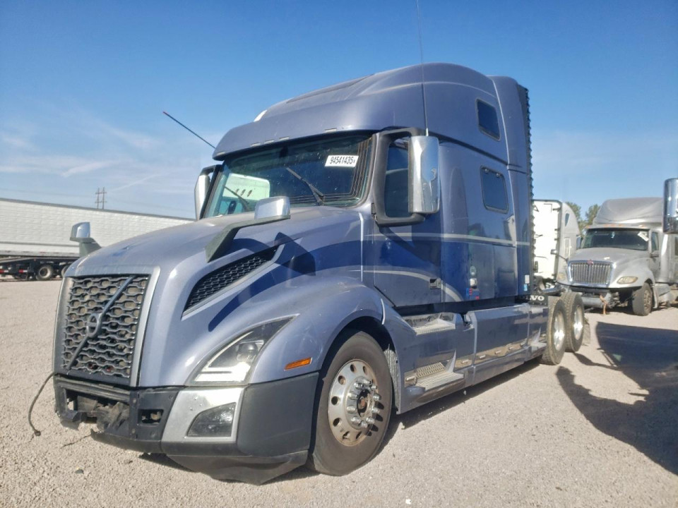 Volvo VNL SEMI TRUCK 2020 — Copart