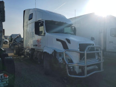 Volvo VNL SEMI TRUCK 2012 — Copart
