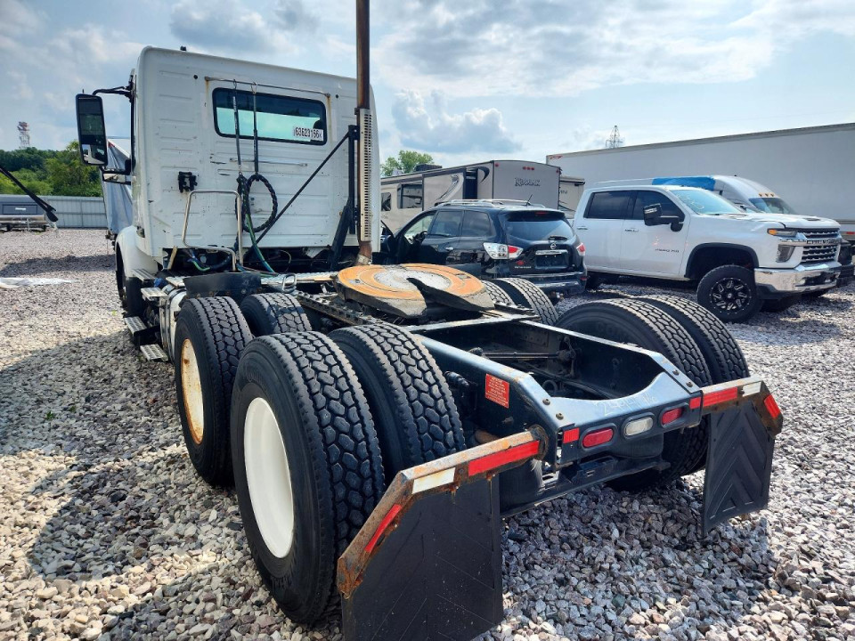 Volvo VNR SEMI TRUCK 2020 — Copart