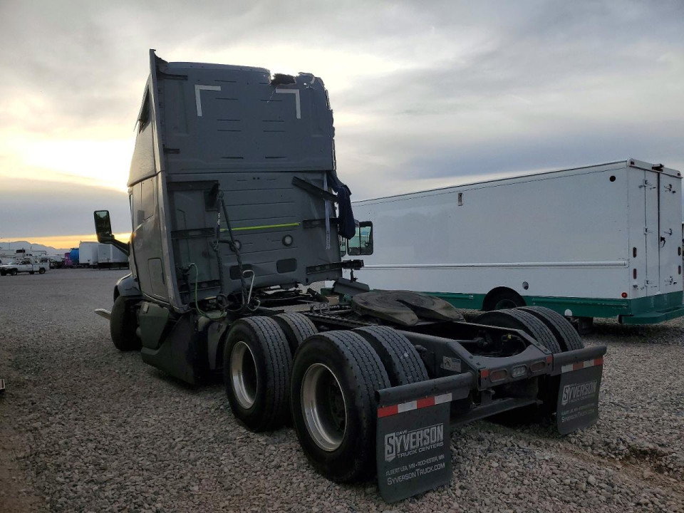 Volvo VNL SEMI TRUCK 2026 — Copart