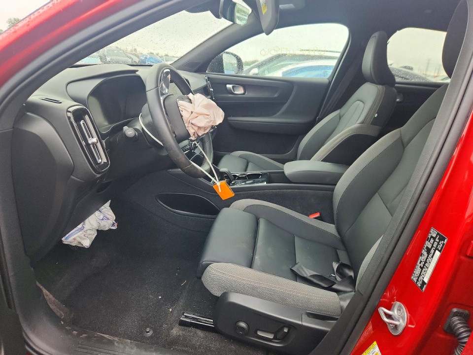 Volvo C40 RECHARGE CORE 2023 — Copart