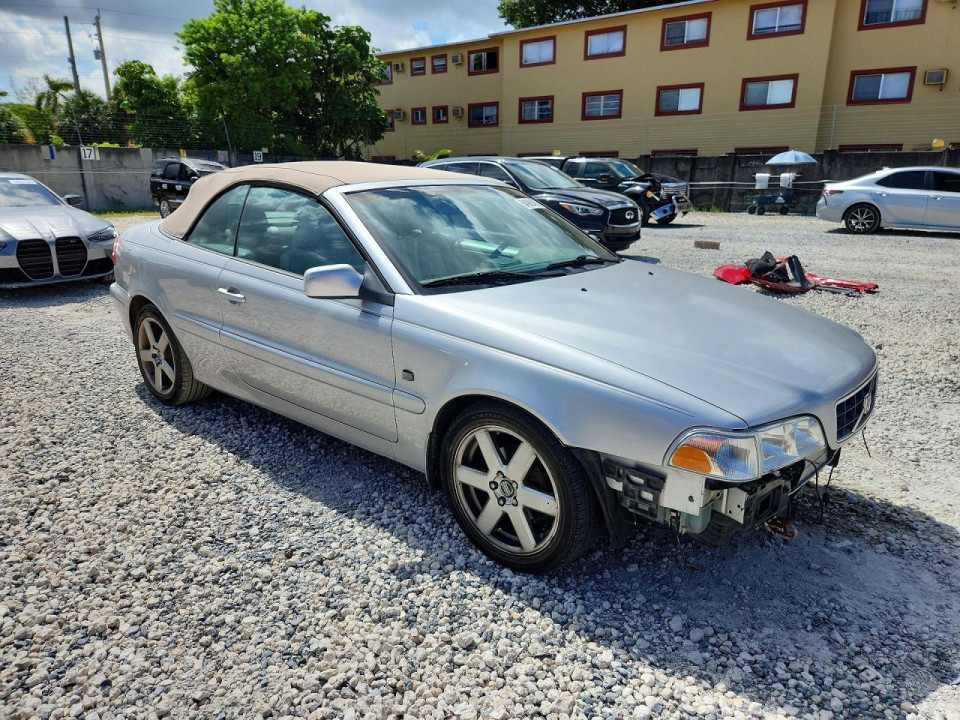 Volvo C70 2004 — Copart