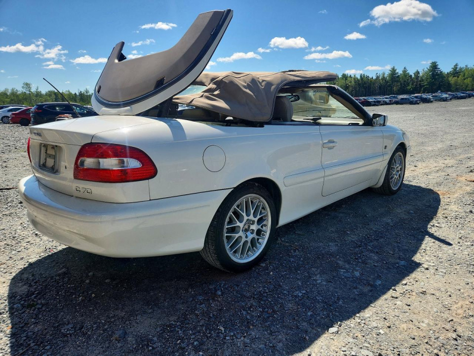Volvo C70 2004 — Copart