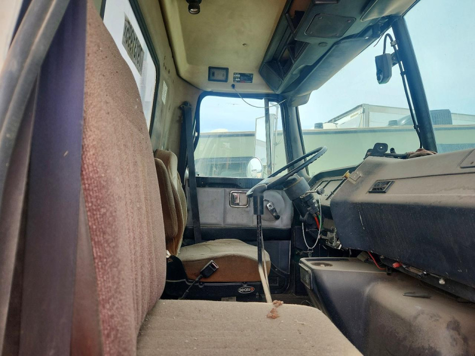 Volvo CONVENTION 1996 — Copart