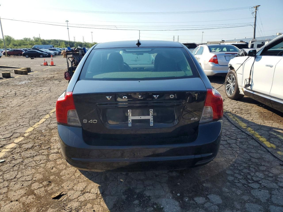 Volvo S40 2010 — Copart