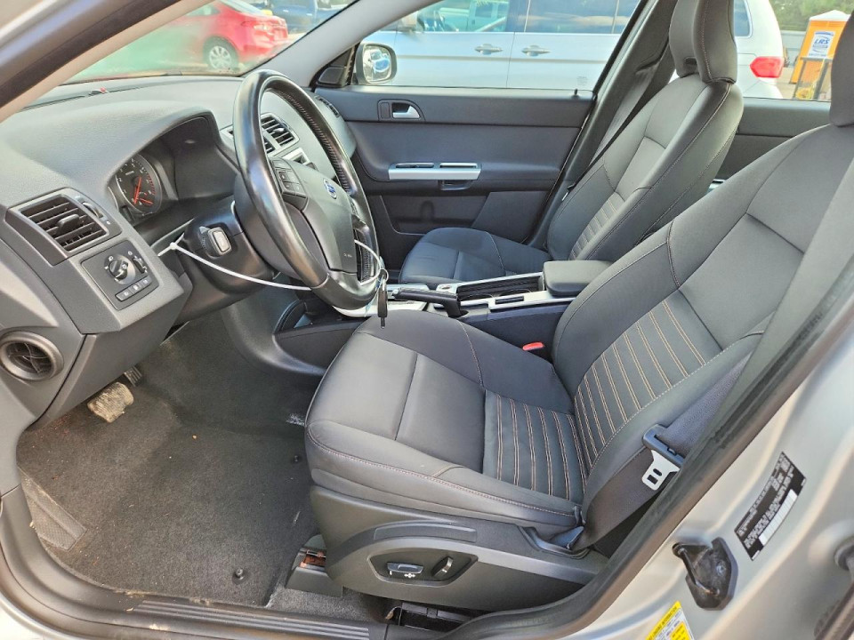 Volvo S40 2010 — Copart