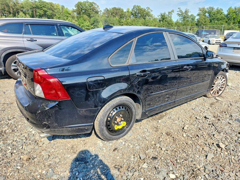 Volvo S40 2011 — Copart