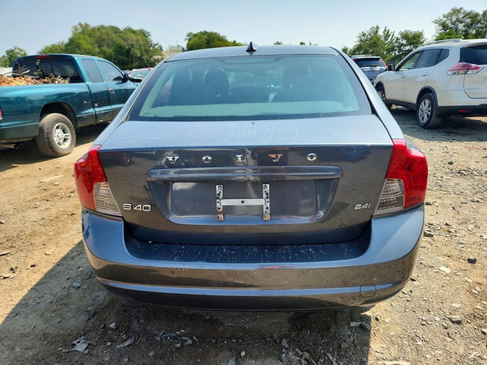 Volvo S40 2010 — Copart
