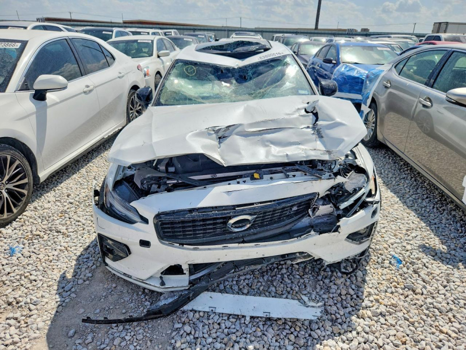 Volvo S60 B5 MOMENTUM 2022 — Copart