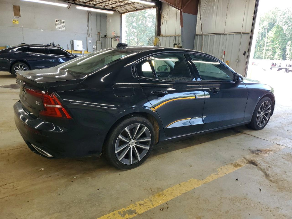 Volvo S60 B5 MOMENTUM 2022 — Copart