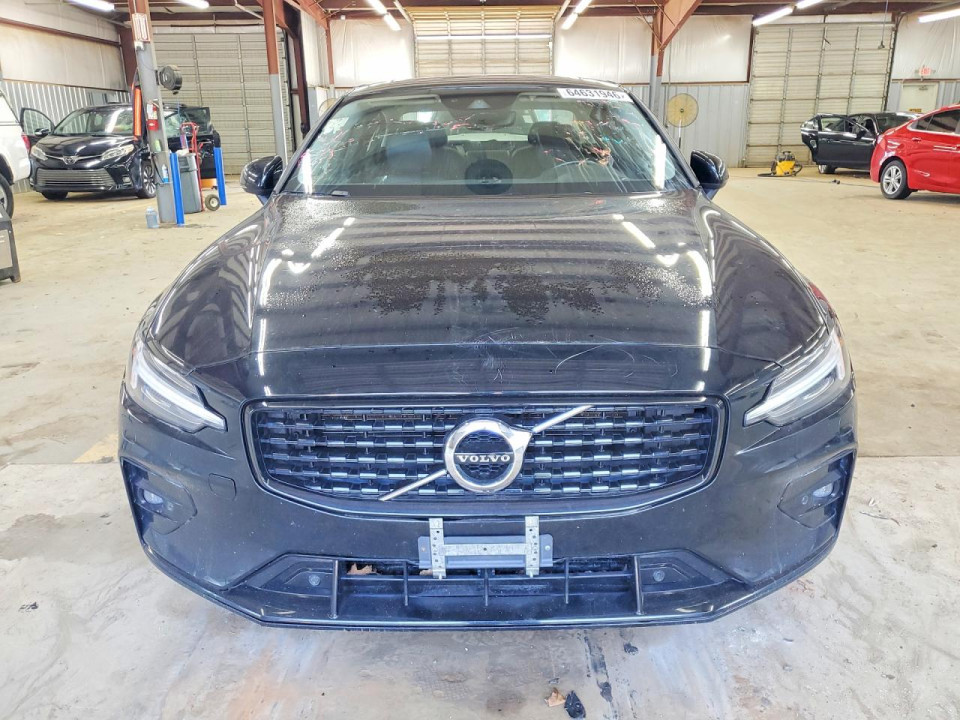 Volvo S60 B5 MOMENTUM 2022 — Copart