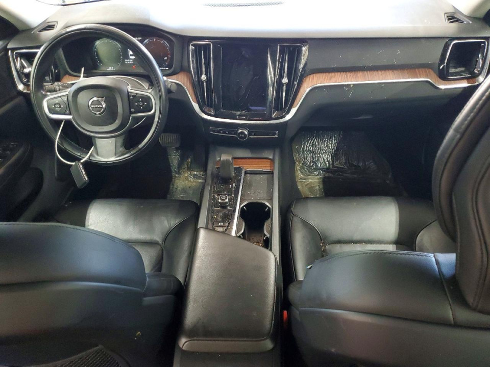 Volvo S60 B5 MOMENTUM 2022 — Copart