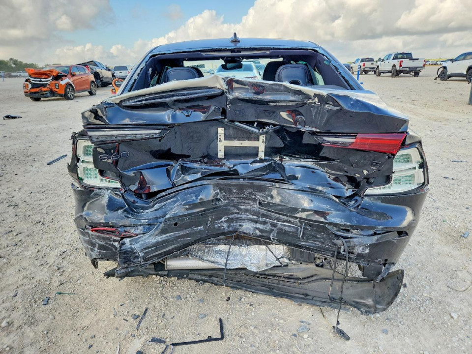 Volvo S60 PLUS 2024 — Copart