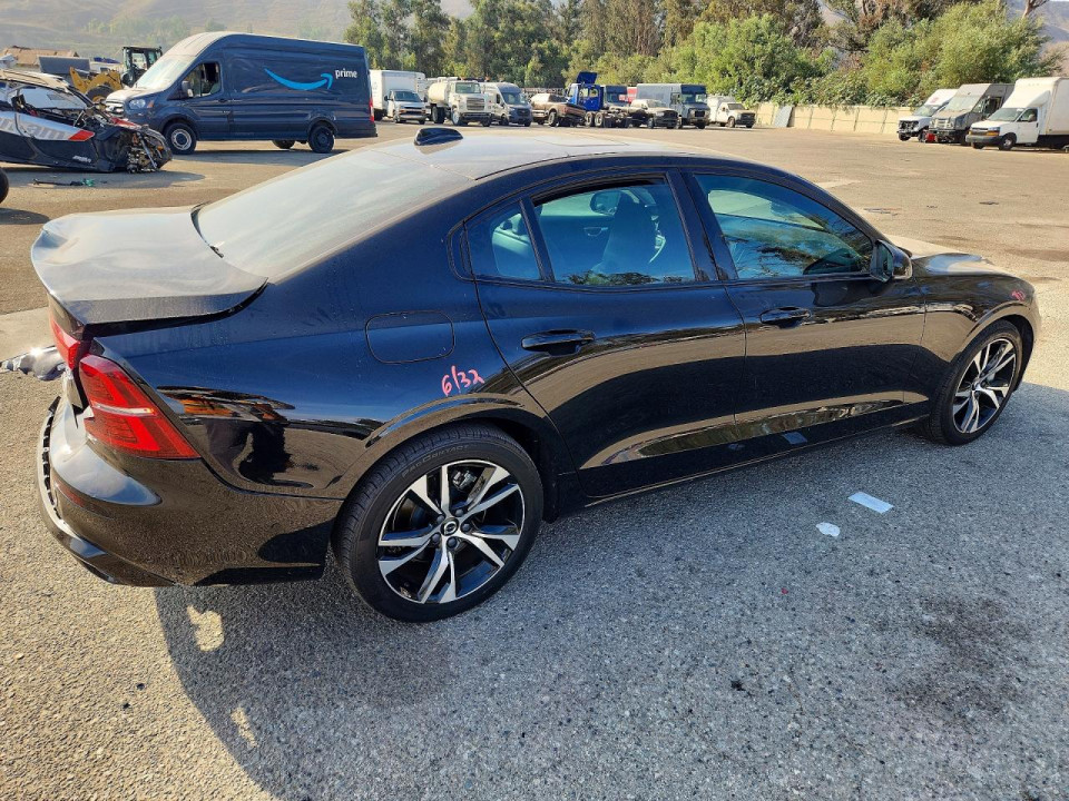 Volvo S60 PLUS 2024 — Copart