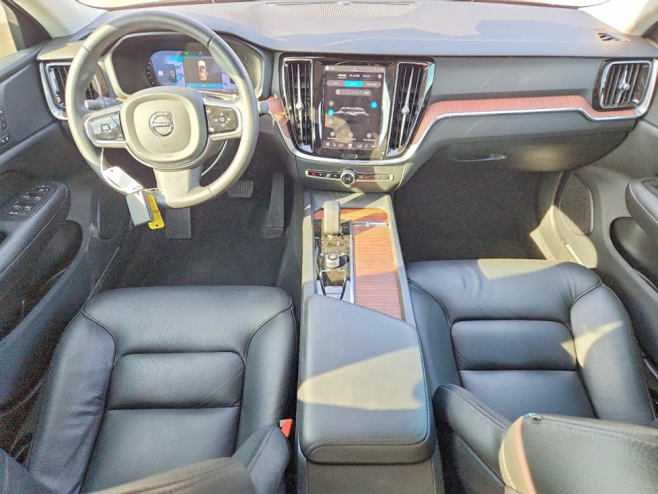 Volvo S60 PLUS 2024 — Copart