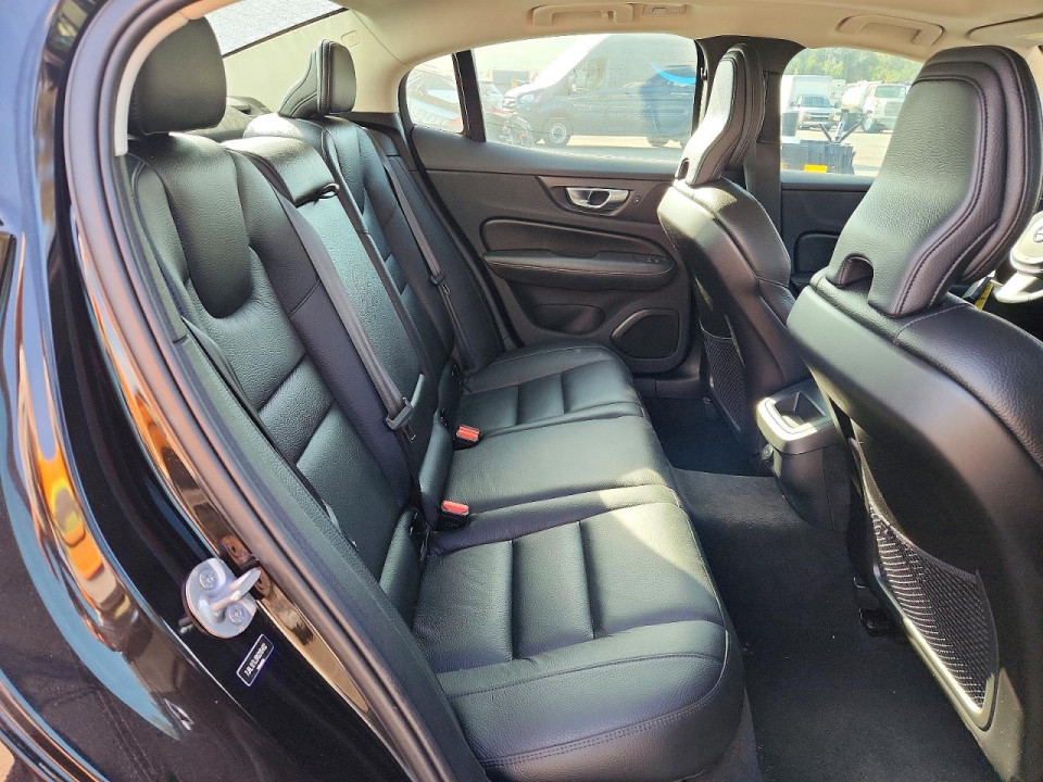 Volvo S60 PLUS 2024 — Copart
