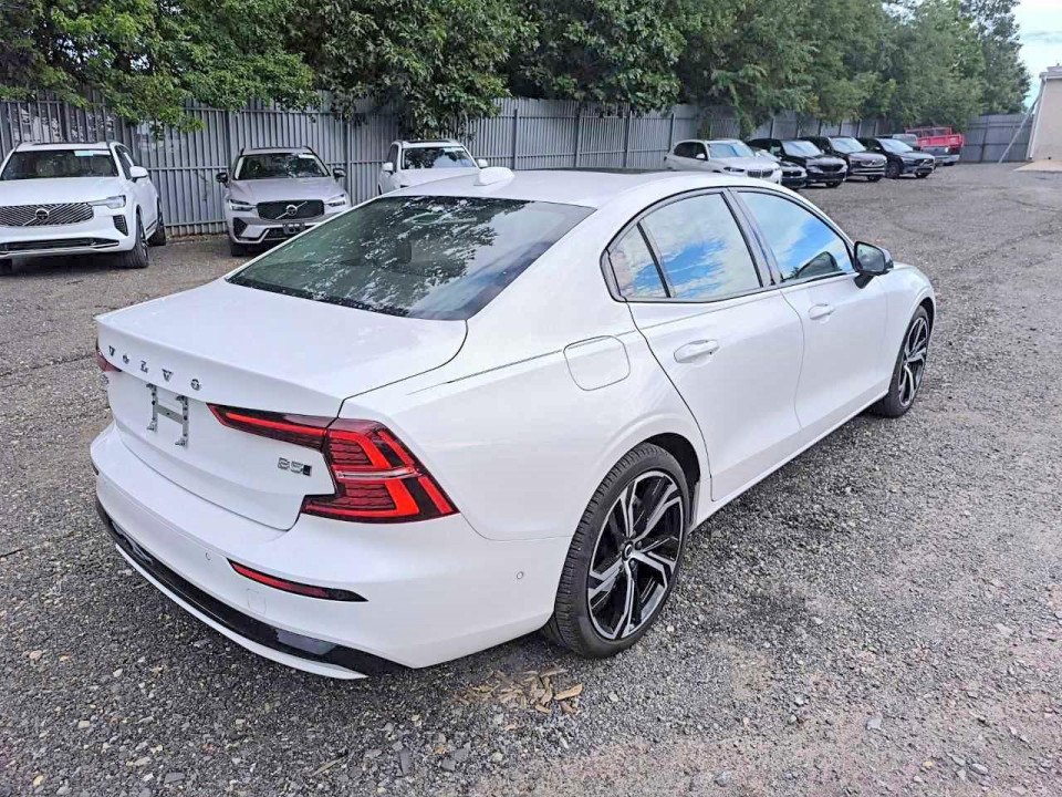 Volvo S60 PLUS 2024 — Copart
