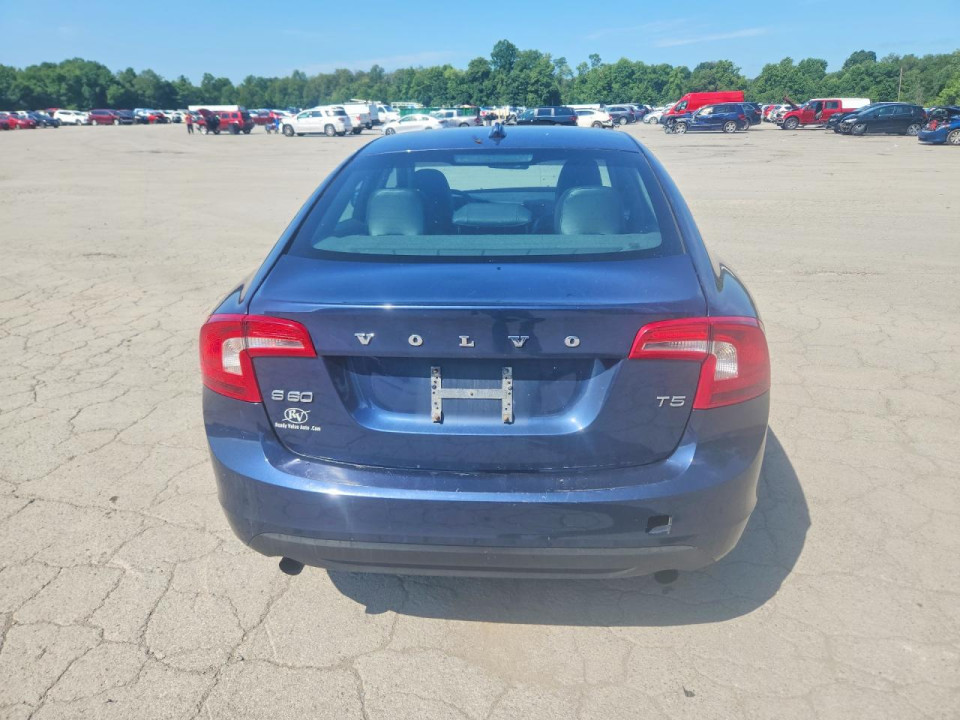 Volvo S60 2012 — Copart