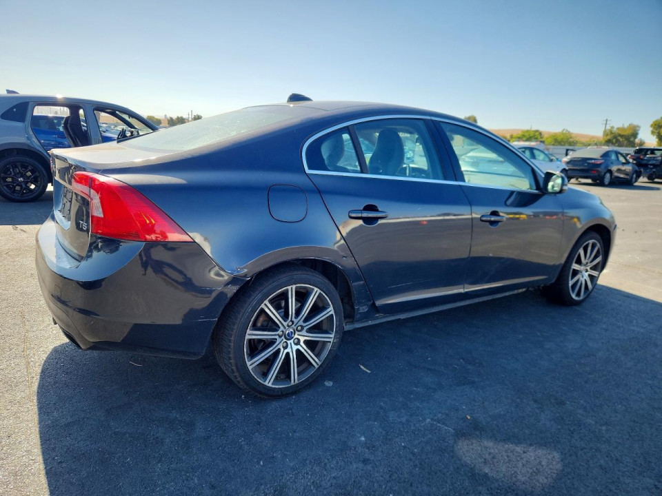 Volvo S60 2014 — Copart