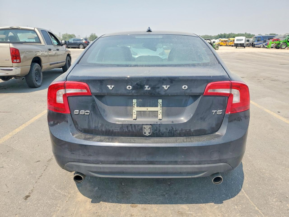 Volvo S60 2012 — Copart