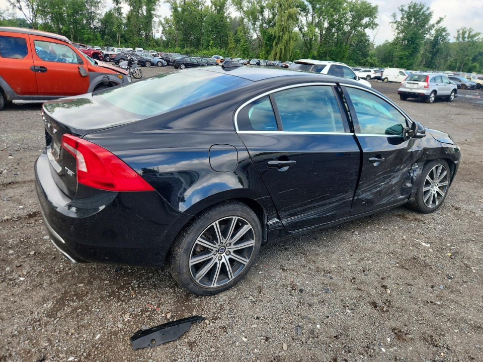 Volvo S60 2018 — Copart