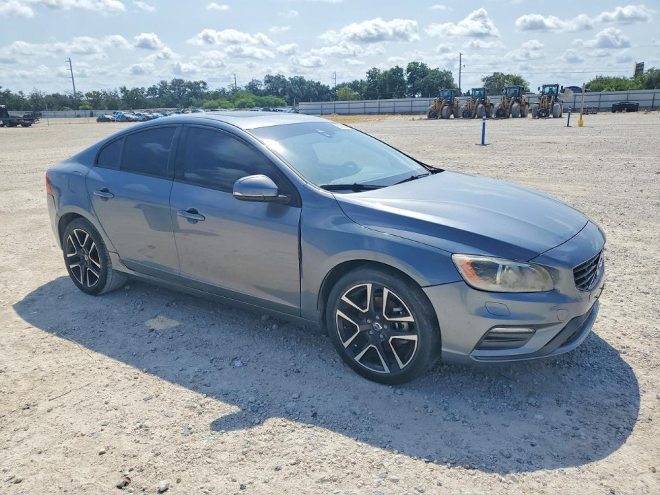 Volvo S60 2017 — Copart