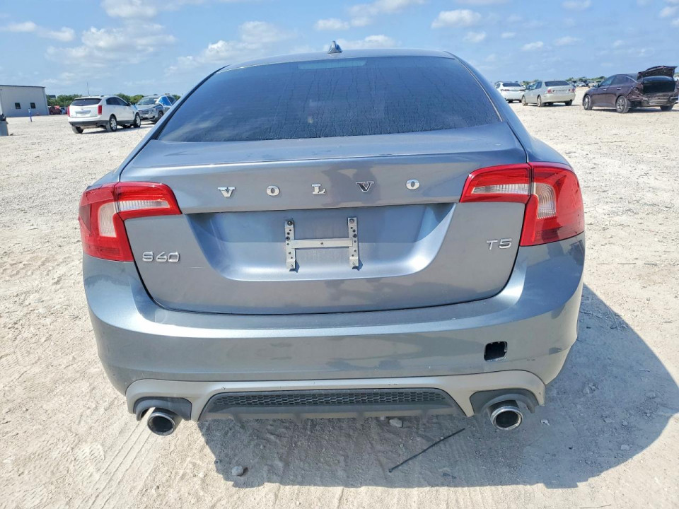 Volvo S60 2017 — Copart