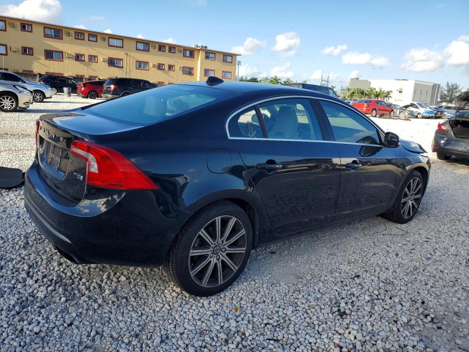 Volvo S60 2017 — Copart