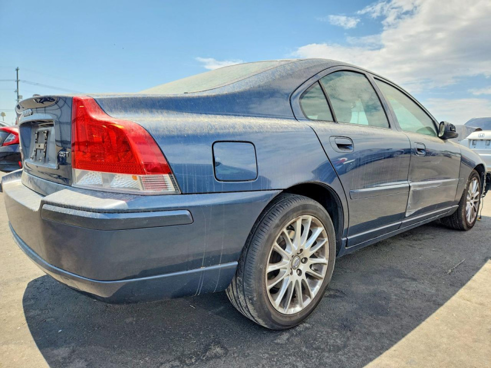 Volvo S60 2007 — Copart