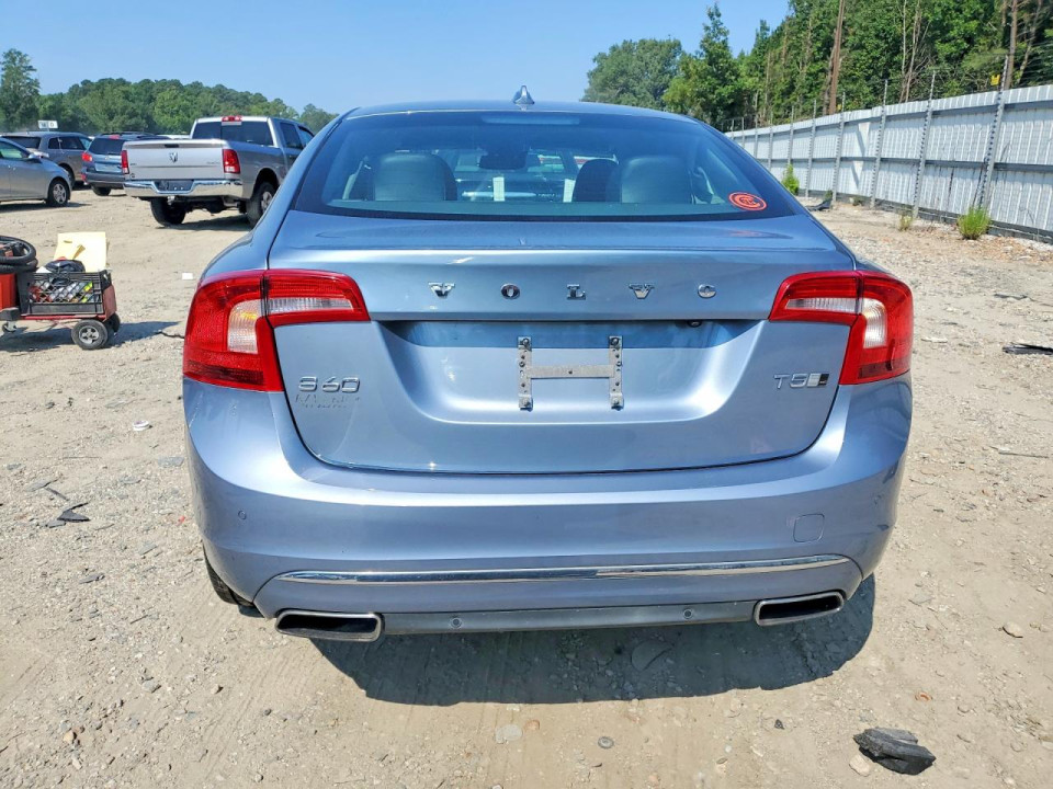 Volvo S60 2018 — Copart