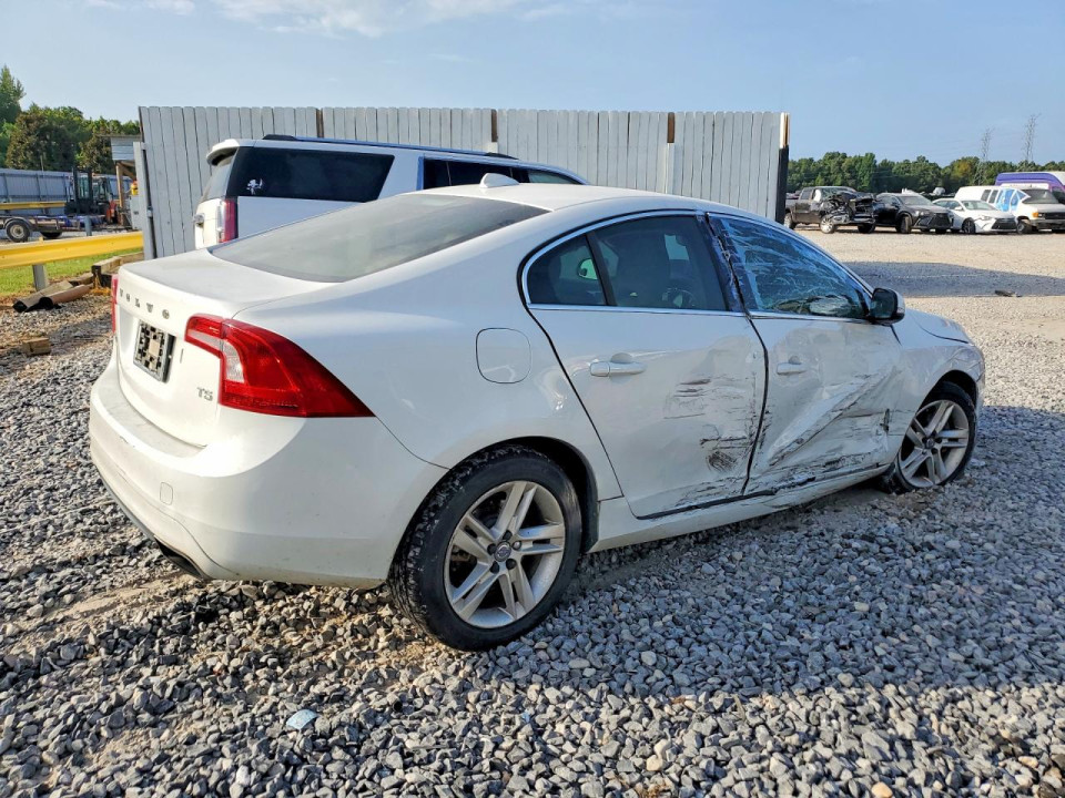 Volvo S60 2015 — Copart
