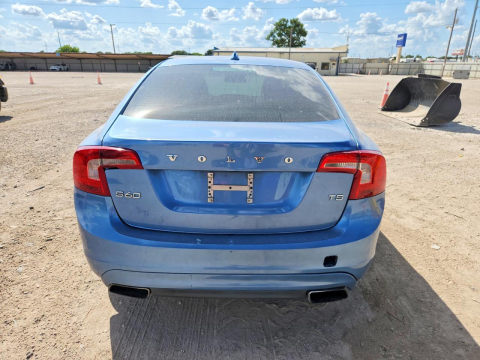 Volvo S60 2015 — Copart