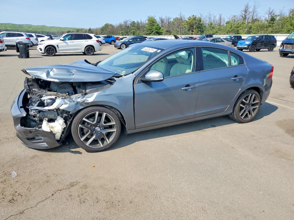 Volvo S60 2018 — Copart