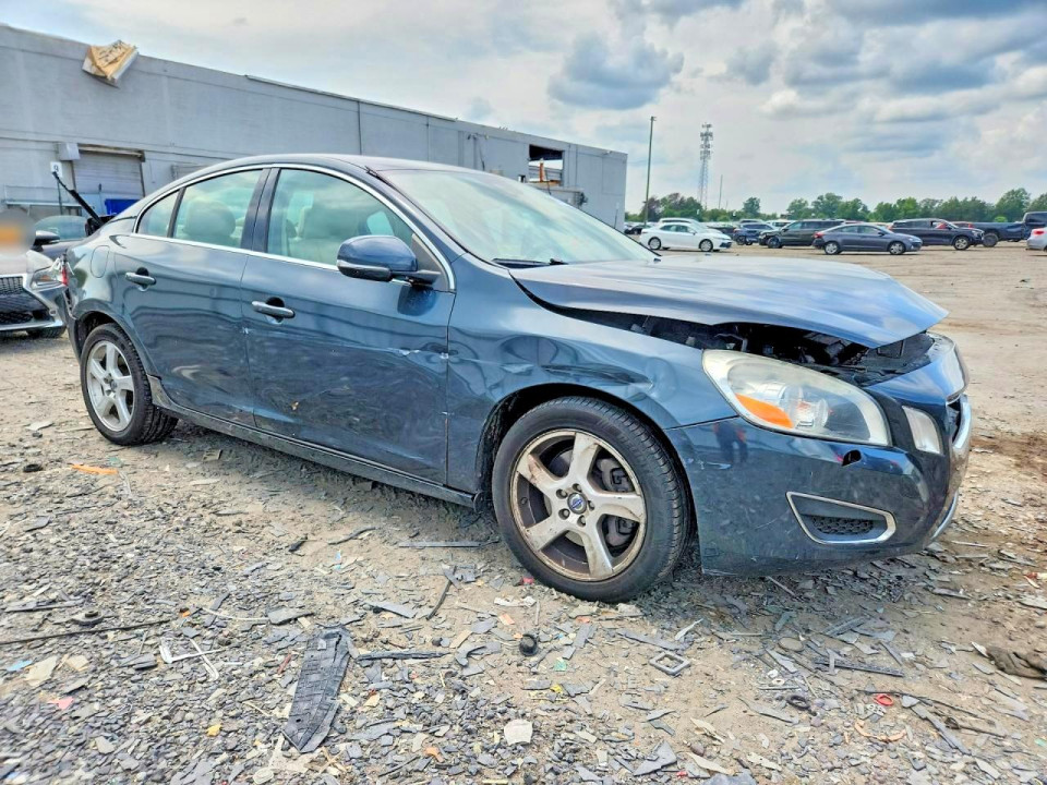 Volvo S60 2013 — Copart