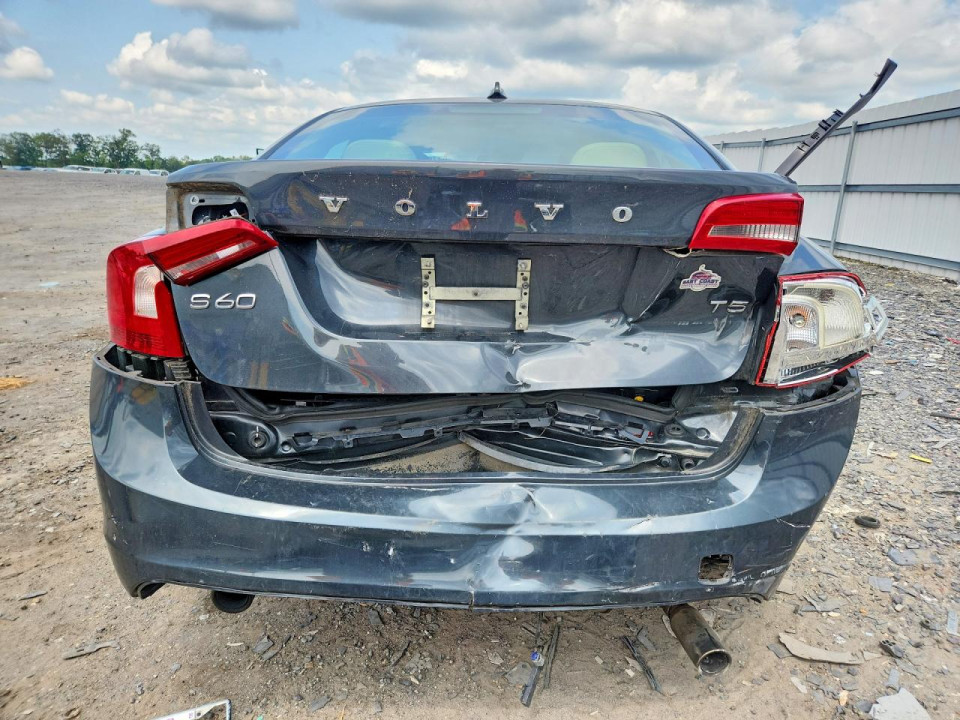Volvo S60 2013 — Copart