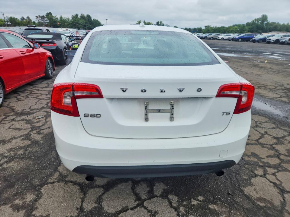 Volvo S60 2012 — Copart