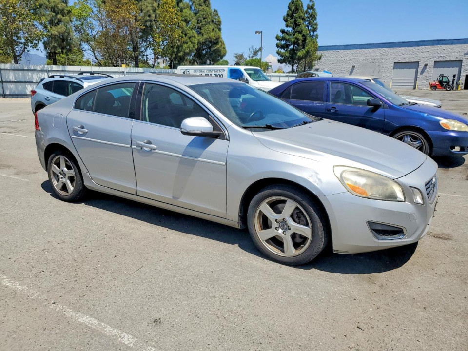 Volvo S60 2012 — Copart