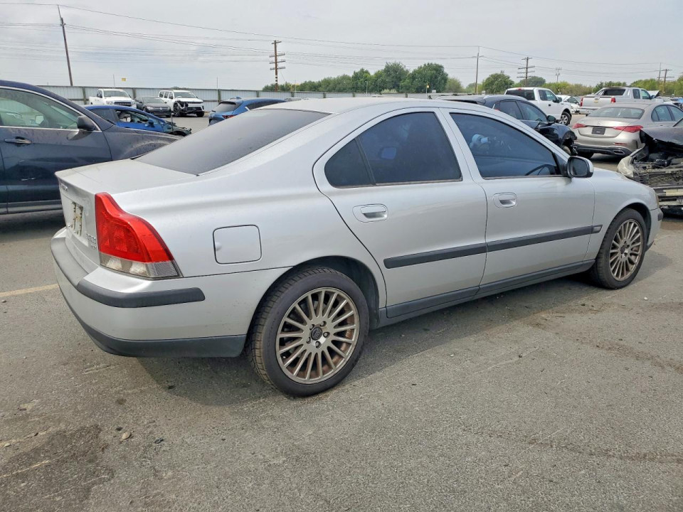 Volvo S60 2002 — Copart
