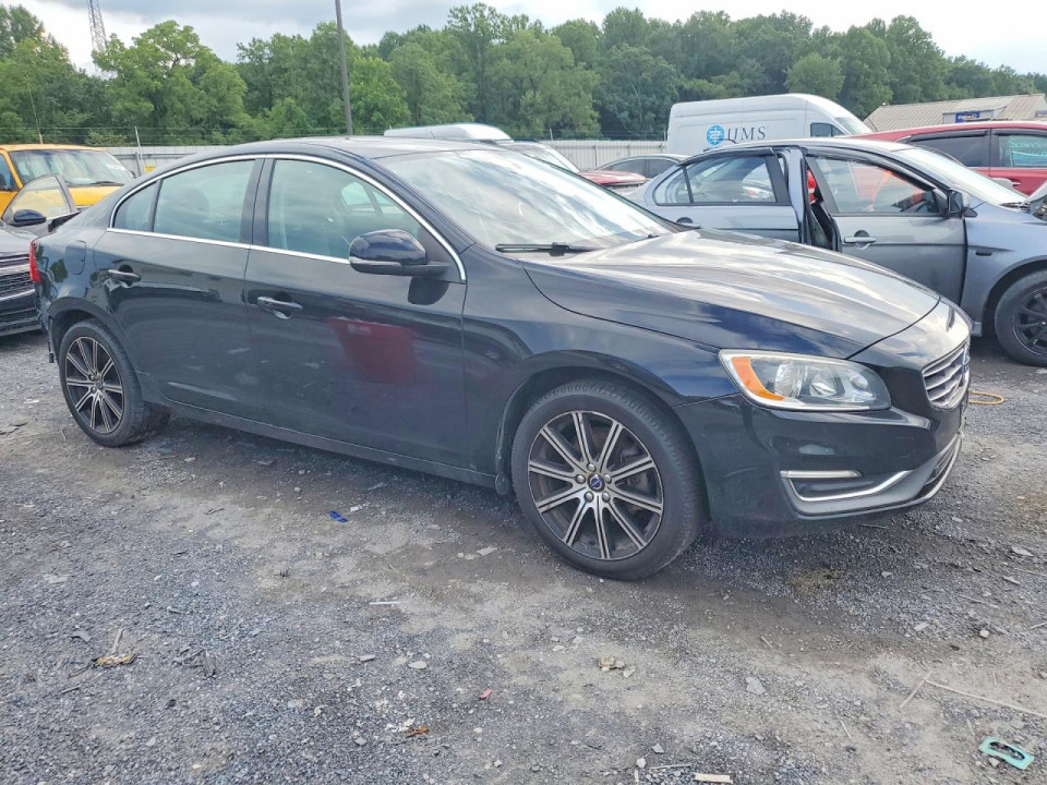 Volvo S60 2017 — Copart