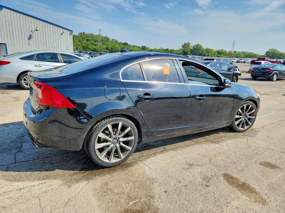 Volvo S60 2015 — Copart