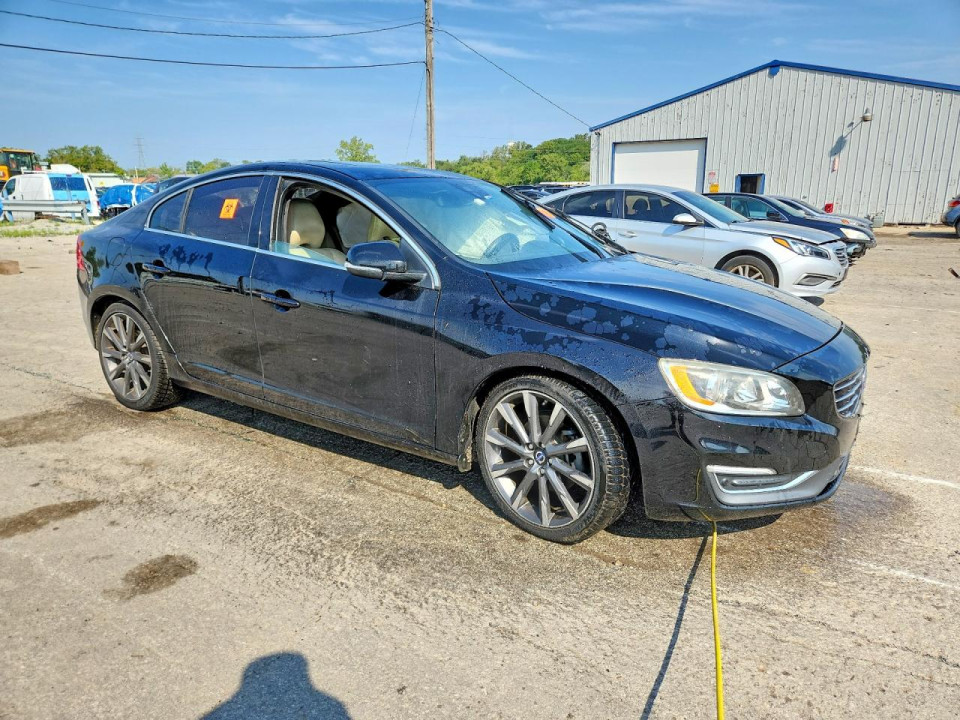Volvo S60 2015 — Copart