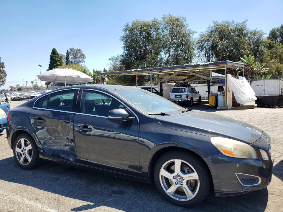 Volvo S60 2012 — Copart
