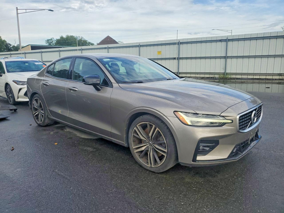 Volvo S60 2019 — Copart