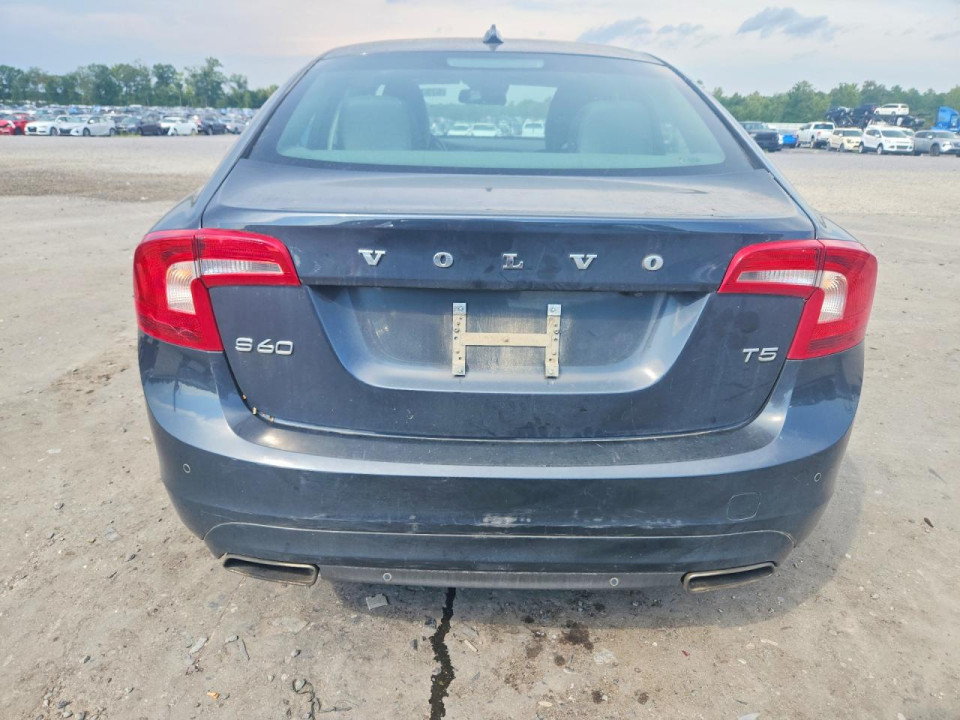 Volvo S60 2015 — Copart