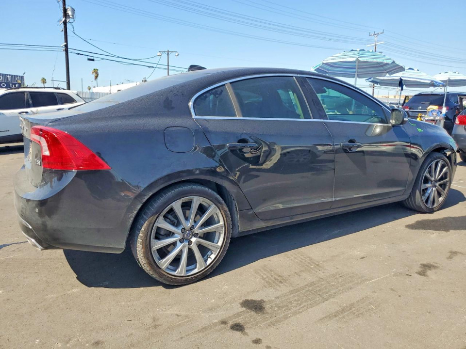 Volvo S60 2018 — Copart