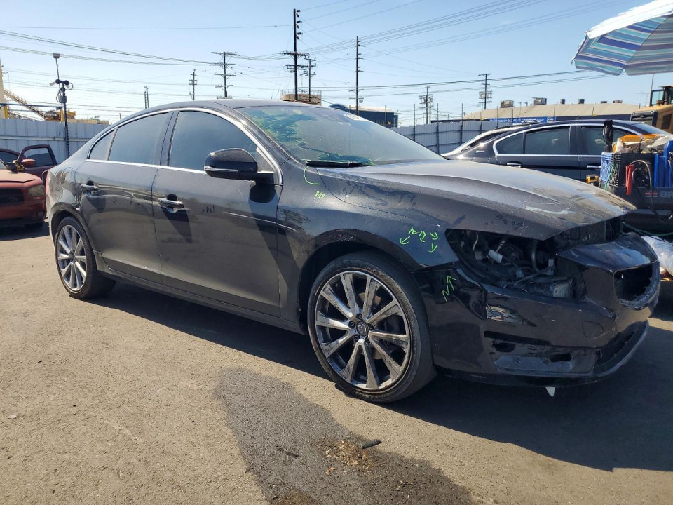 Volvo S60 2018 — Copart