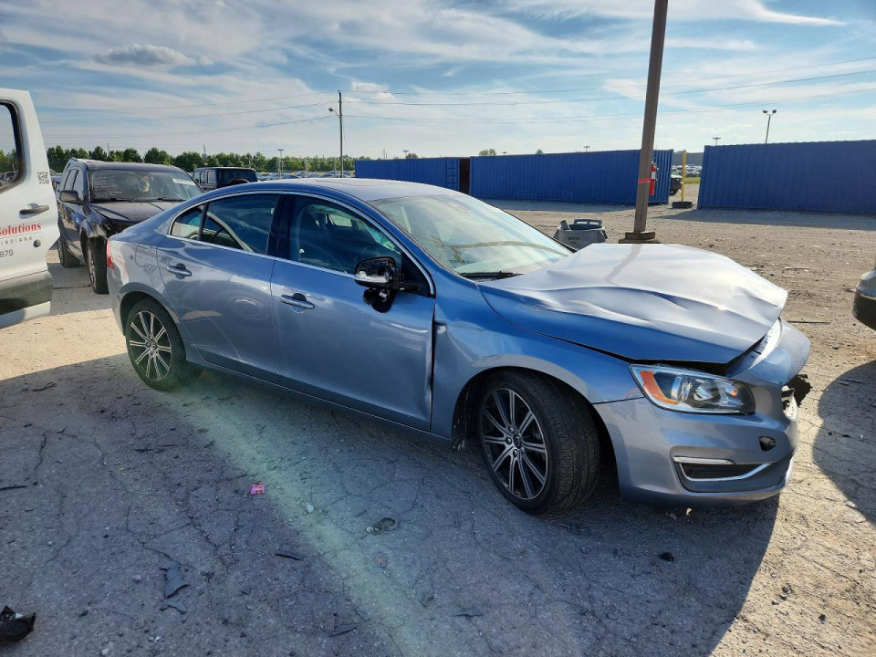 Volvo S60 2018 — Copart