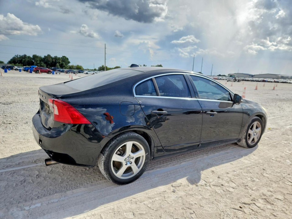 Volvo S60 2012 — Copart
